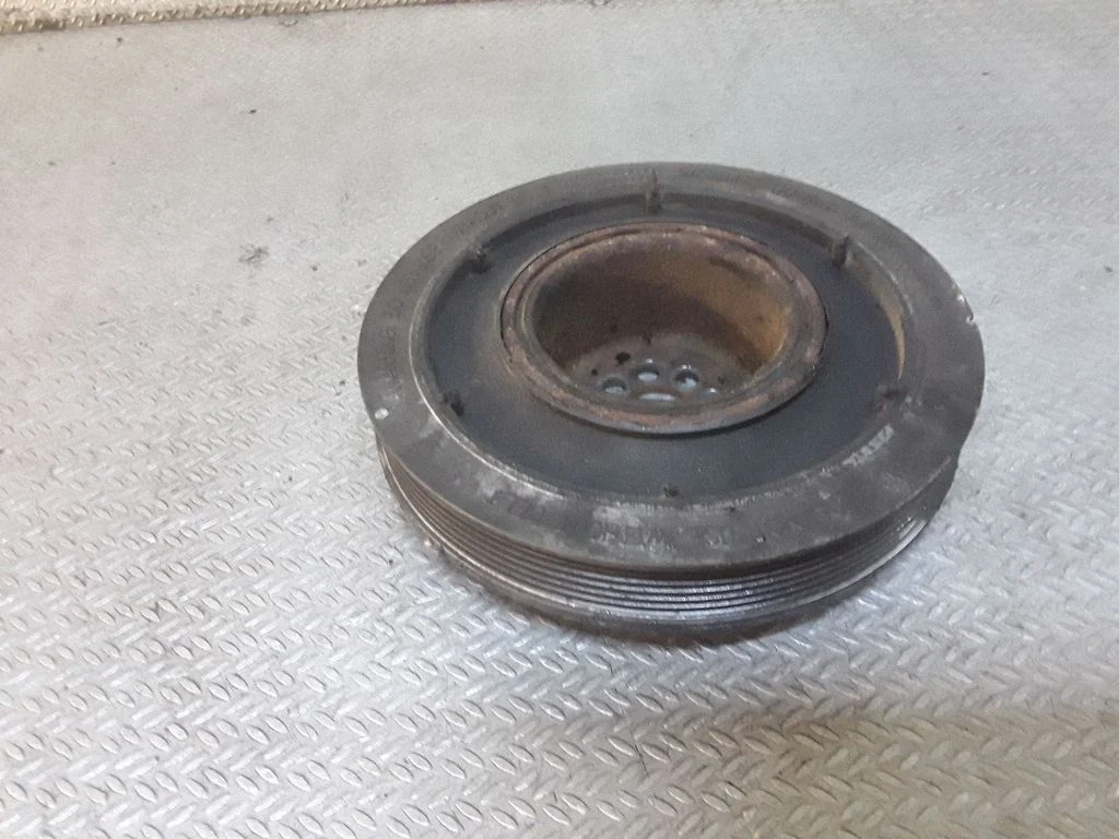 Crankshaft pulley – Volkswagen Touareg I (2002-2010)
