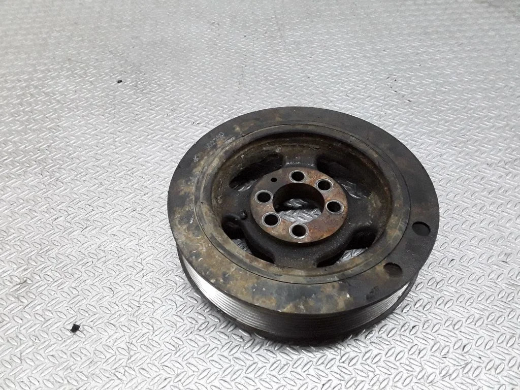 Kloķvārpstas skriemelis – Mazda 5 (2005-2010)