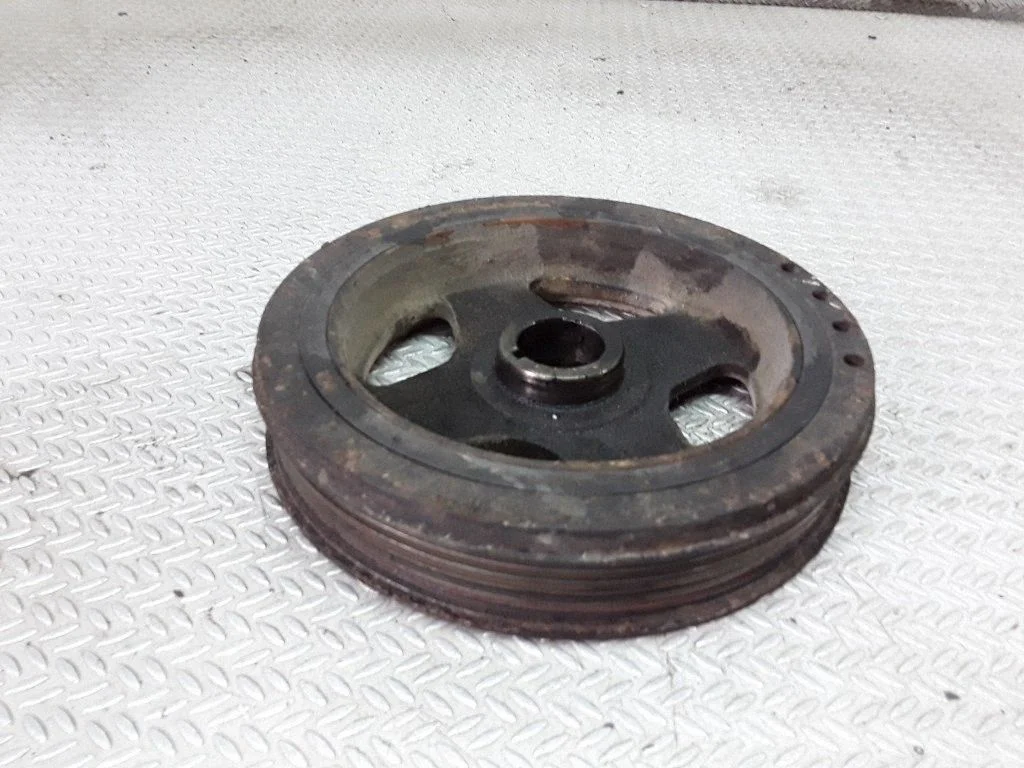 Crankshaft pulley – Toyota Yaris (2006-2011)