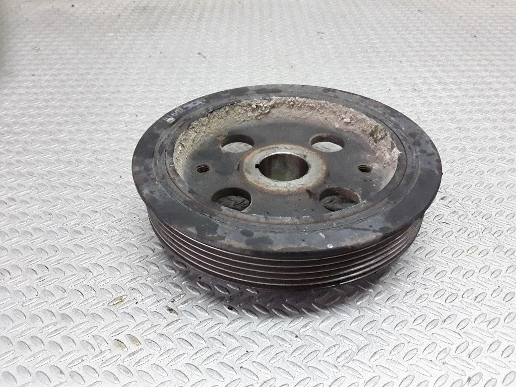 Väntvõlli rihmaratas – Toyota Auris 150 (2006-2012)
