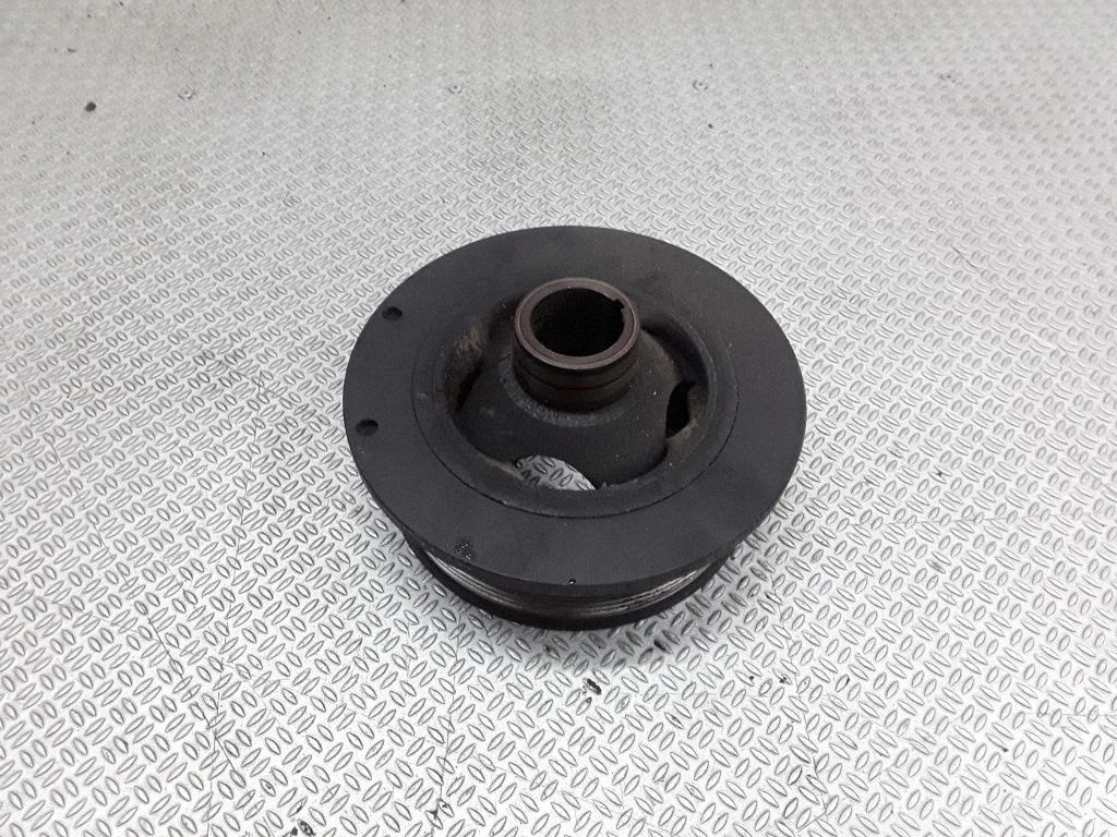 Crankshaft pulley – Mercedes-Benz ML-Class W163 (1997-2005)