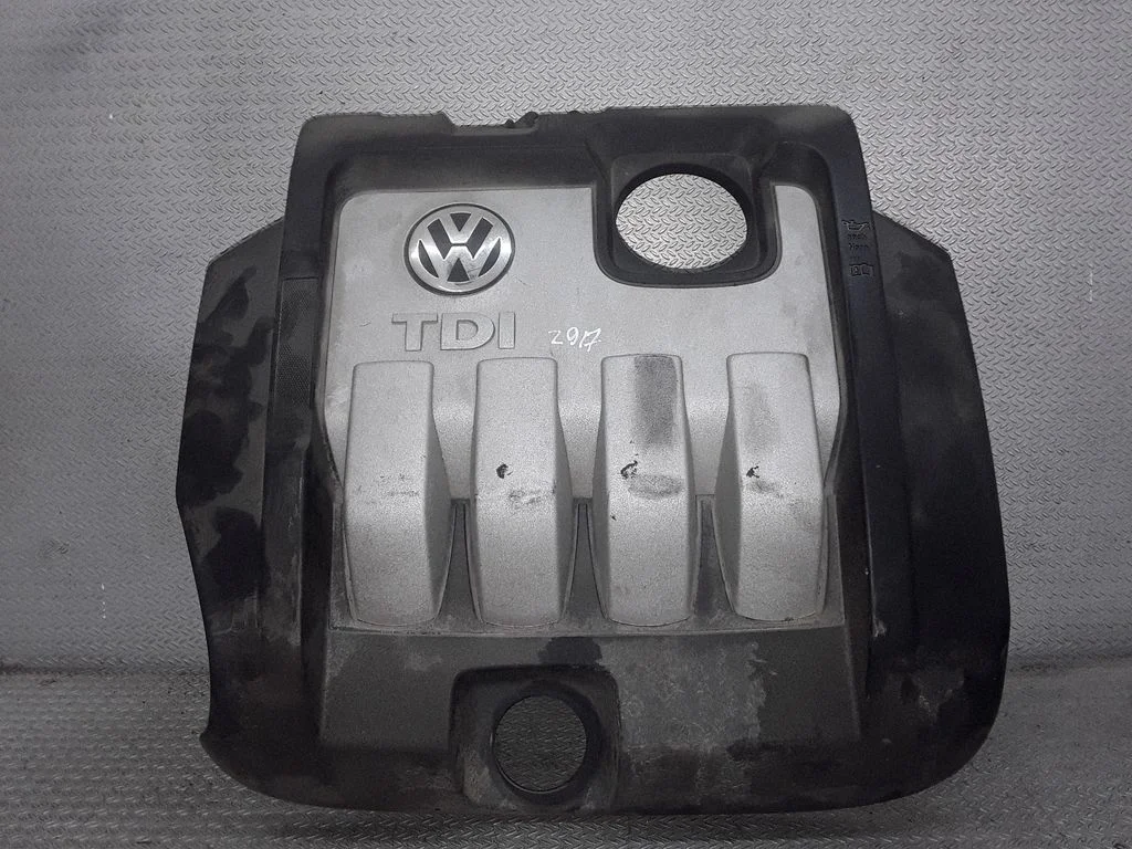 Mootori kate (kaunistus) – Volkswagen Jetta IV (1999-2005)