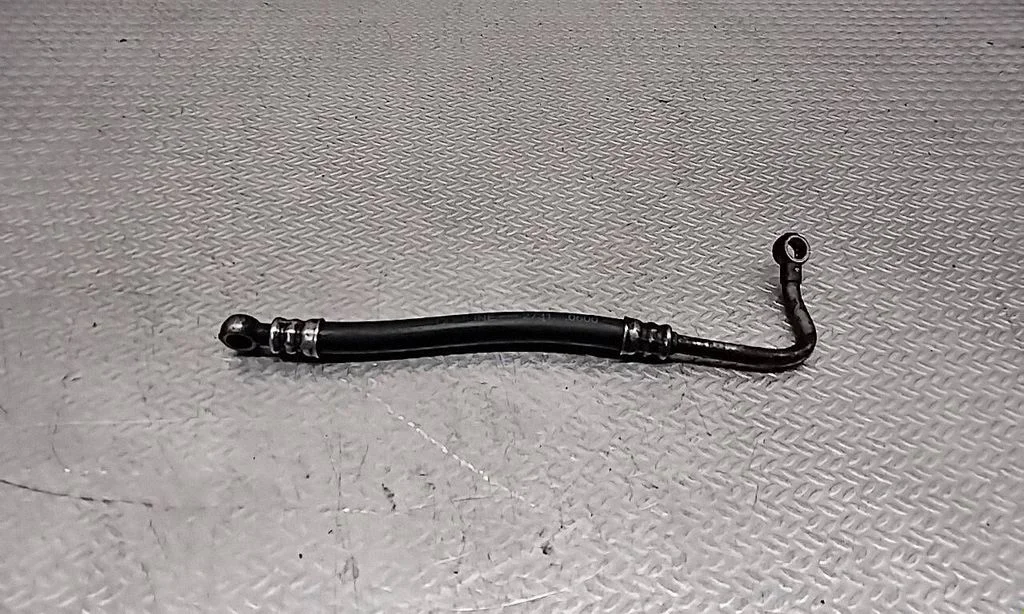 Turbo turbocharger oiling pipe/hose – Land Rover Range Rover L322 (2002-2012)