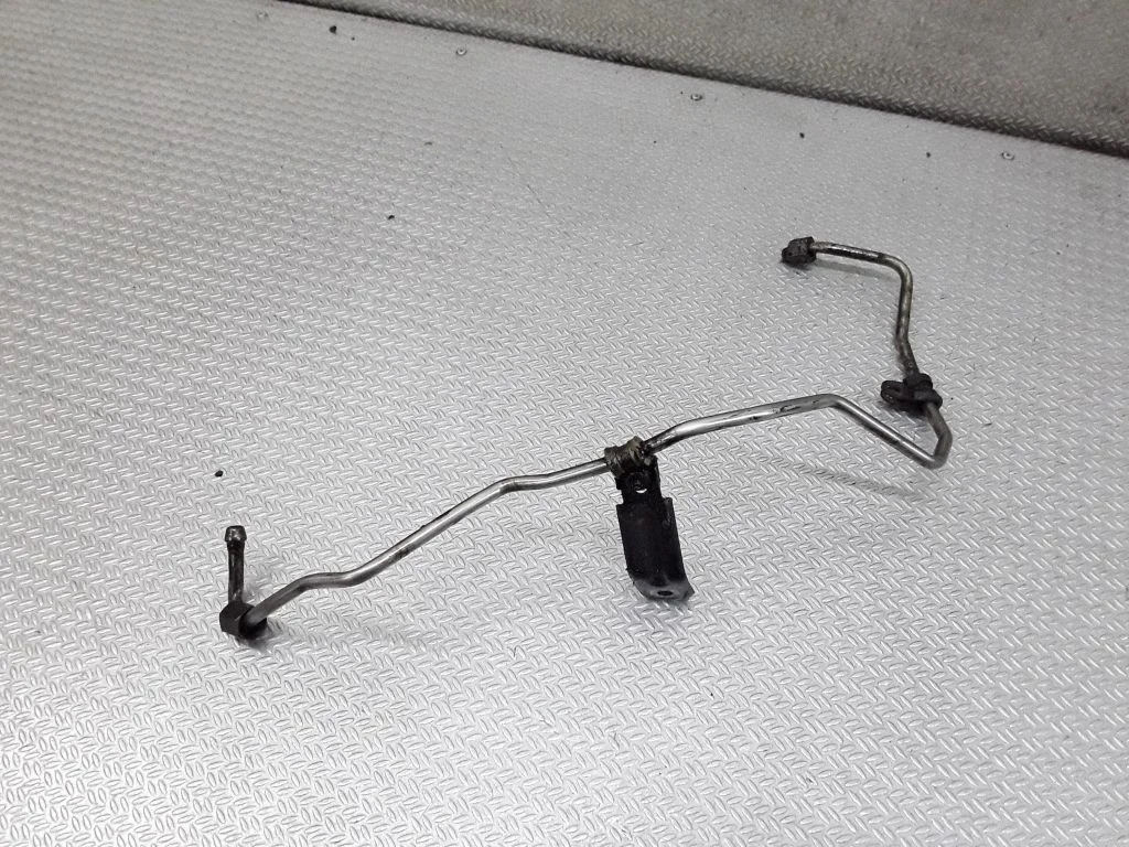 Turbo turbocharger oiling pipe/hose – Mitsubishi Grandis (2003-2011)