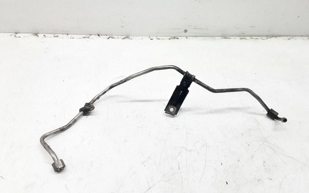 Turbo turbocharger oiling pipe/hose – Mitsubishi Grandis (2003-2011)