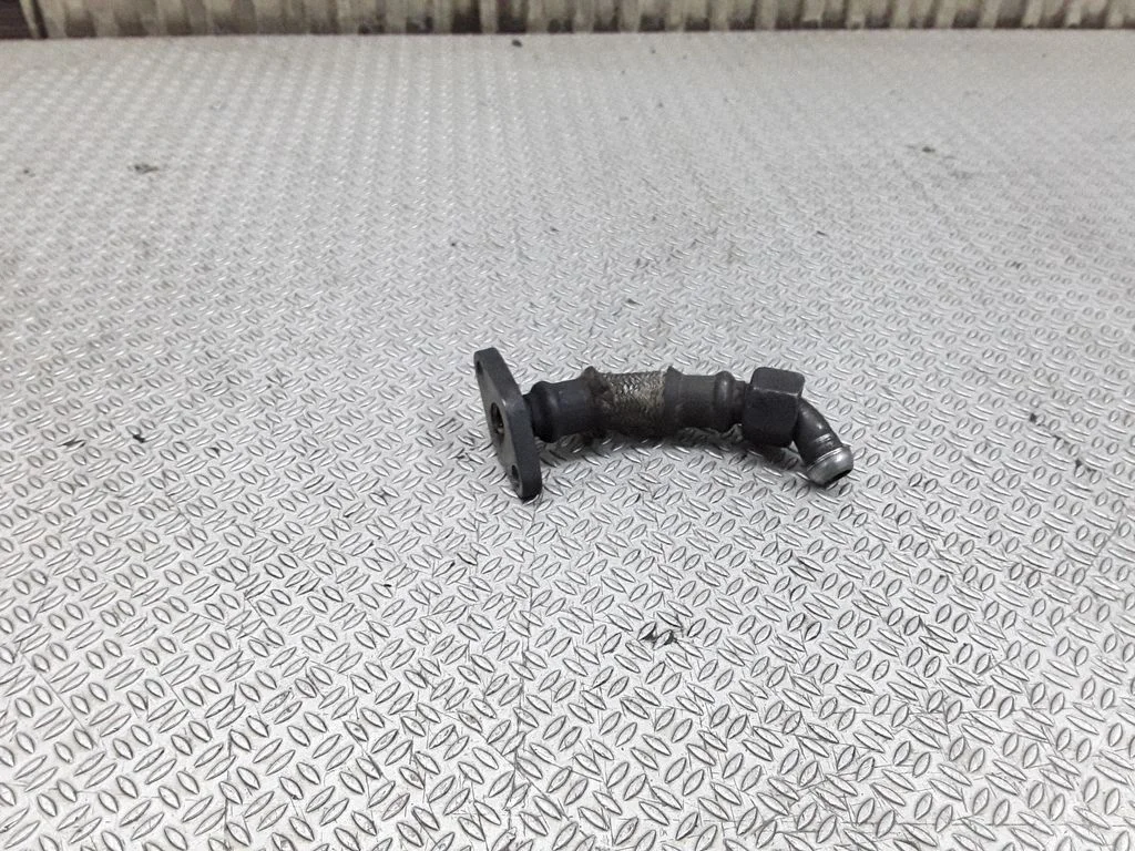 Turbo turbocharger oiling pipe/hose – Volkswagen Jetta V (2005-2010)