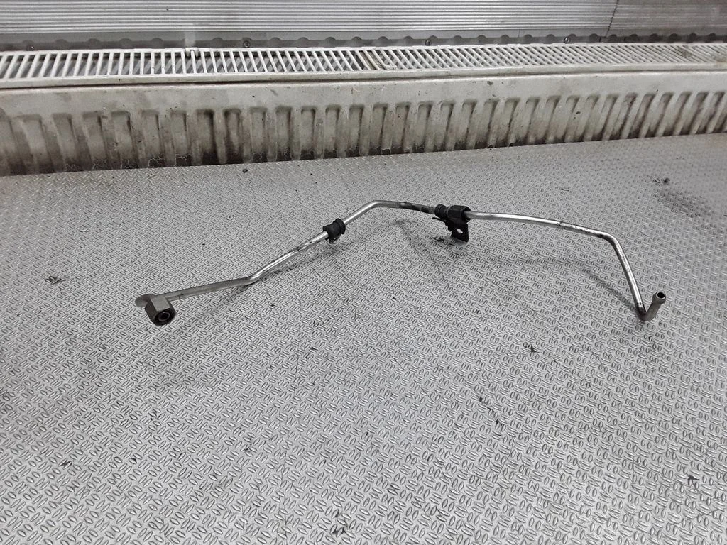 Turbo turbocharger oiling pipe/hose – Volkswagen Jetta V (2005-2010)