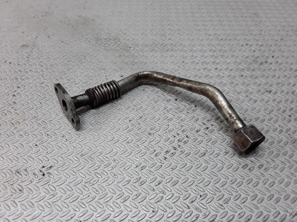 Turbo turbocharger oiling pipe/hose – Saab 9-3 Ver2 (2003-2007)