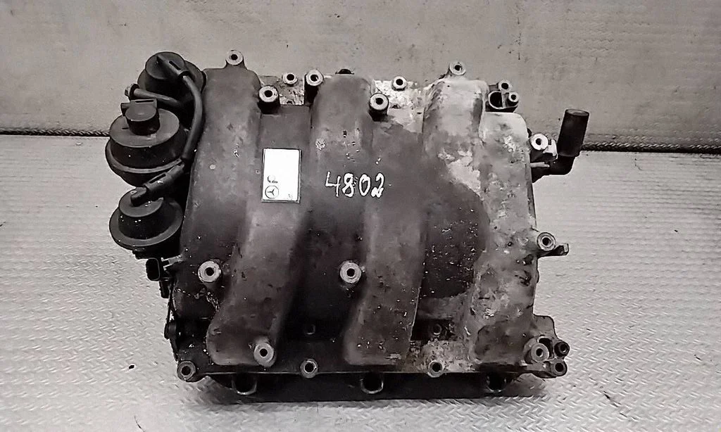 Intake manifold – Mercedes-Benz ML-Class W164 (2005-2011)