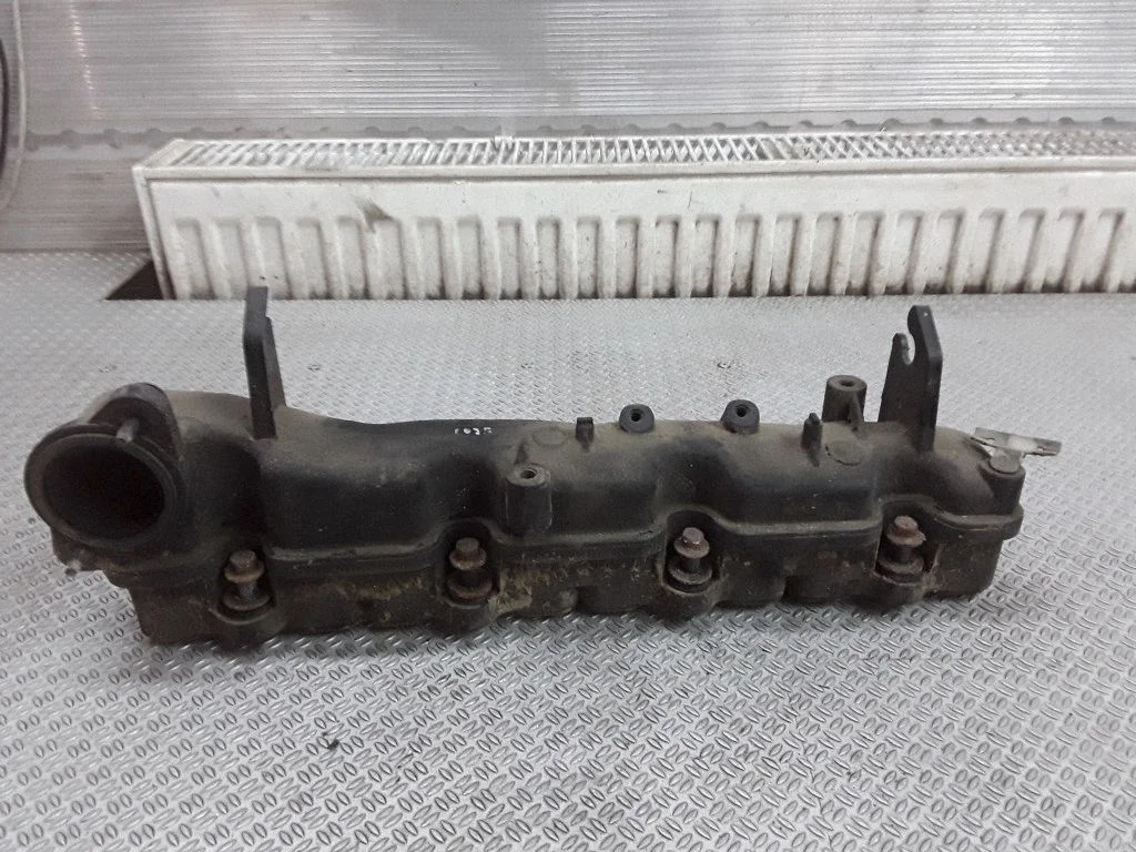 Intake manifold – Ford Transit (2000-2006)