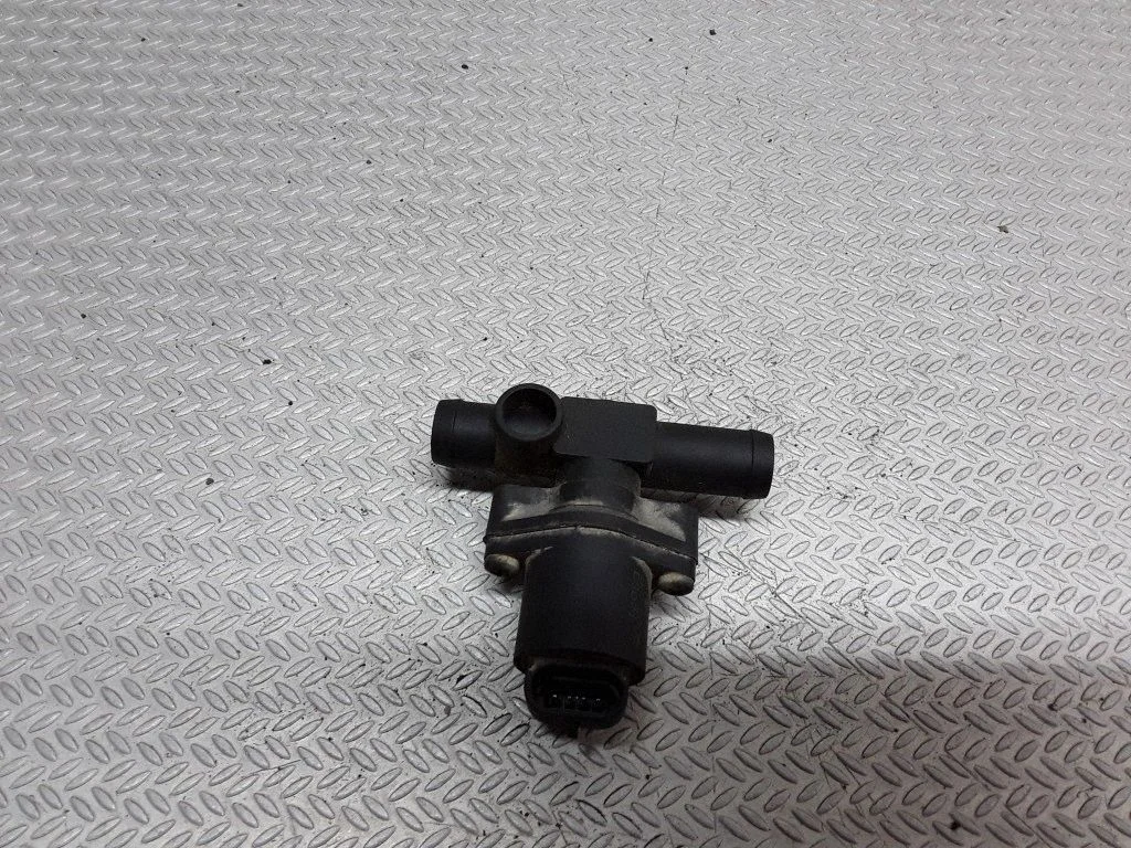 Idle control valve (regulator) – Opel Vectra B (1996-2002)