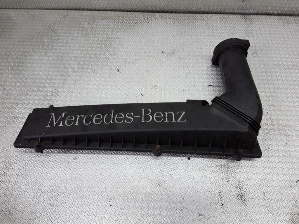 Air filter box cover – Mercedes-Benz C-Class W203 (2000-2007)