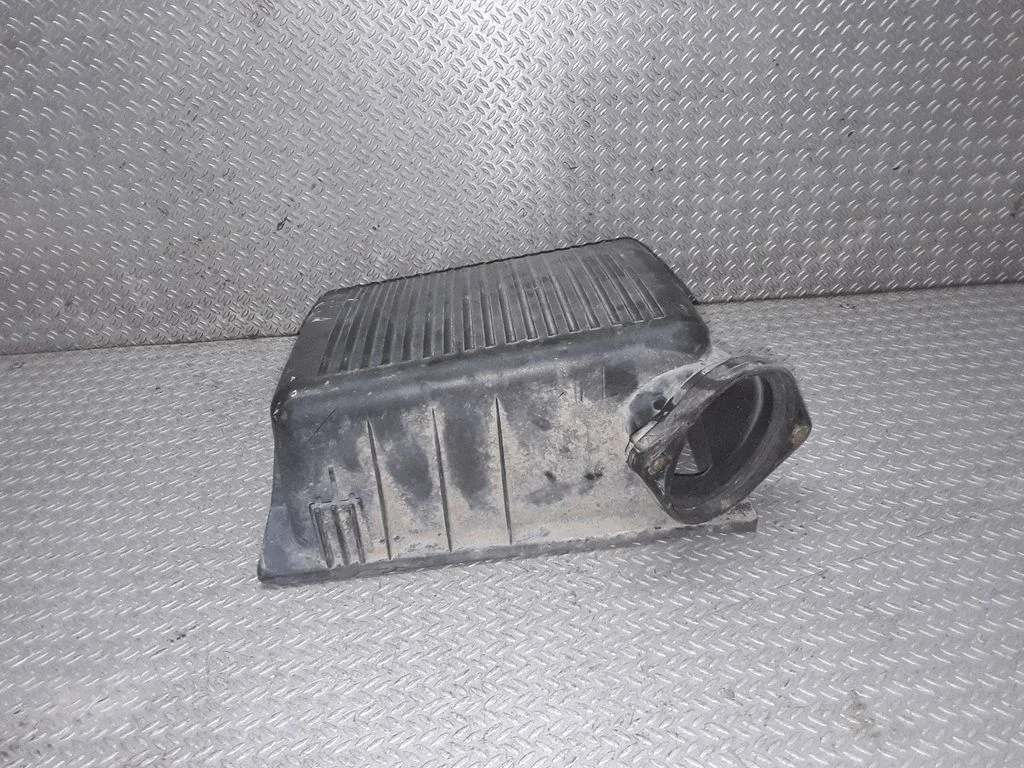 Gaisa filtra korpusa vāks – Land Rover Range Rover P38A (1994-2001)