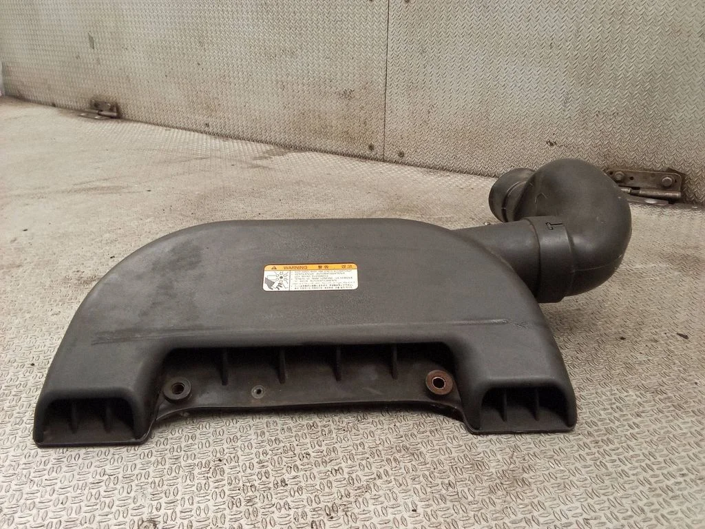 Air intake duct part – Hyundai i30 (2007-2012)