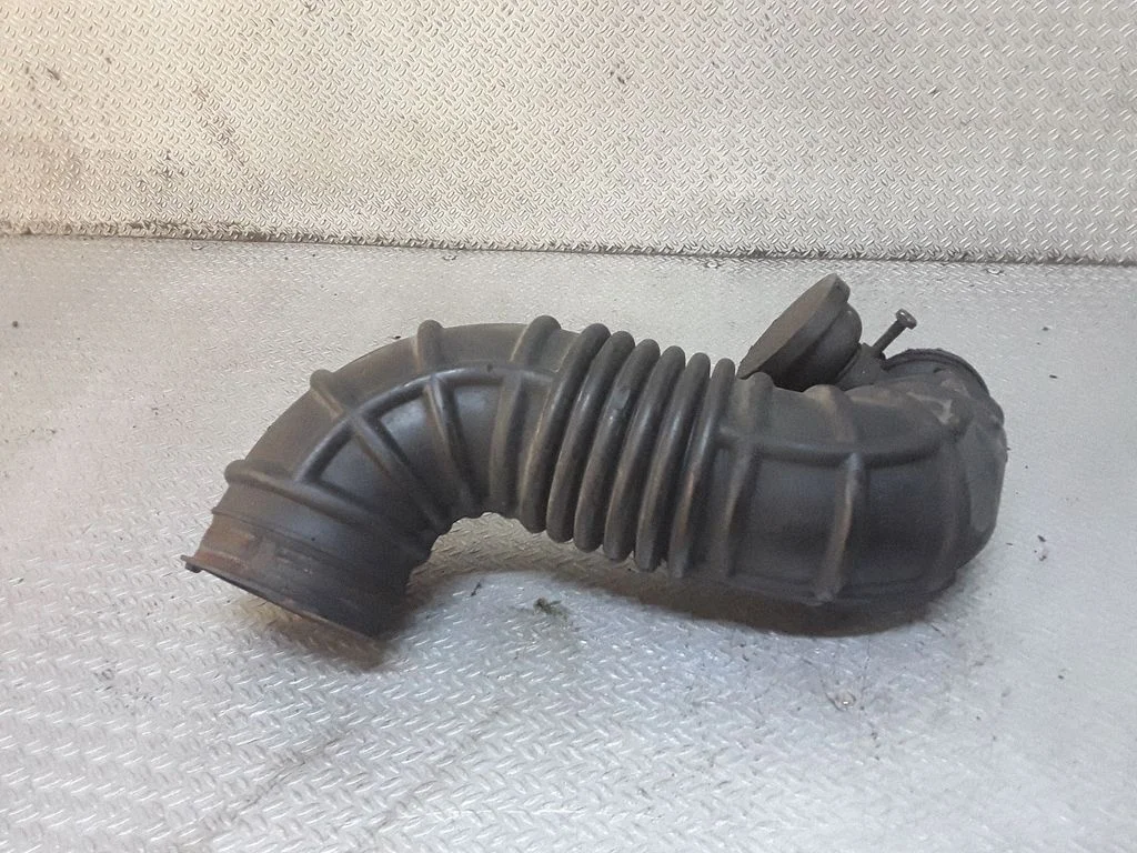 Air intake duct part – Hyundai i30 (2007-2012)