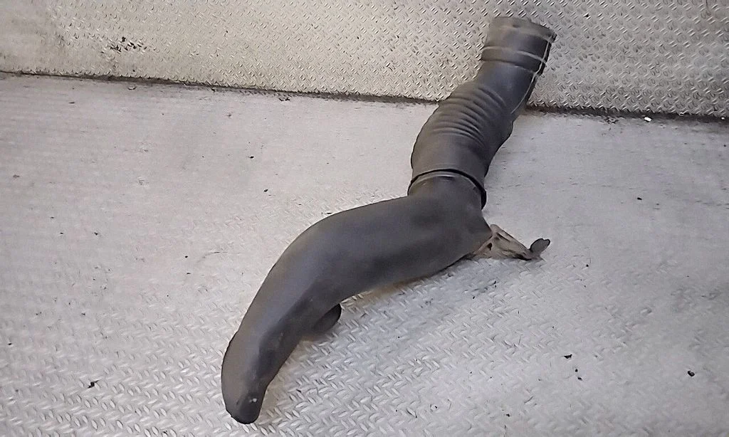 Air intake duct part 46786058 – Fiat Doblo (2000-2009)