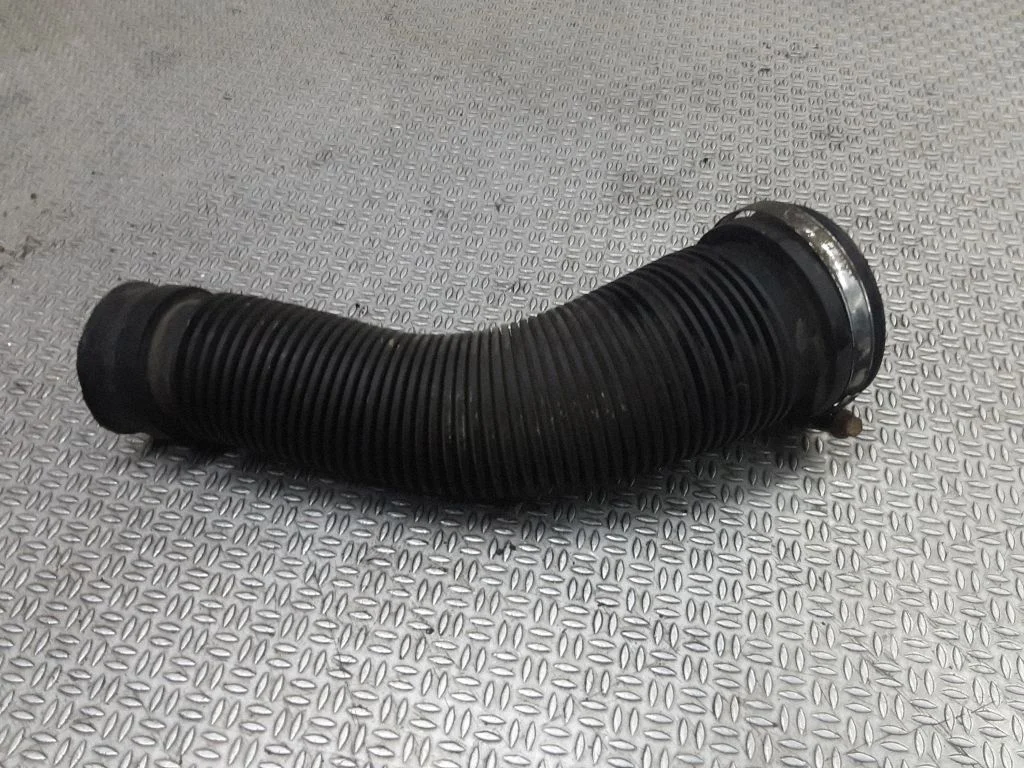 Air intake duct part – Opel Combo C (2001-2011)