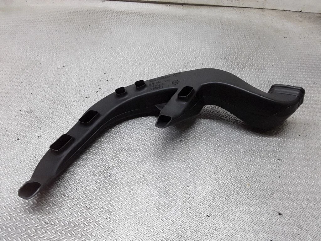 Air intake duct part – Opel Signum (2003-2008)