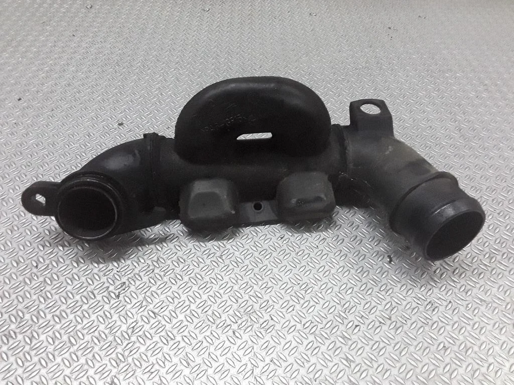 Air intake duct part – Mazda 3 I (2003-2006)