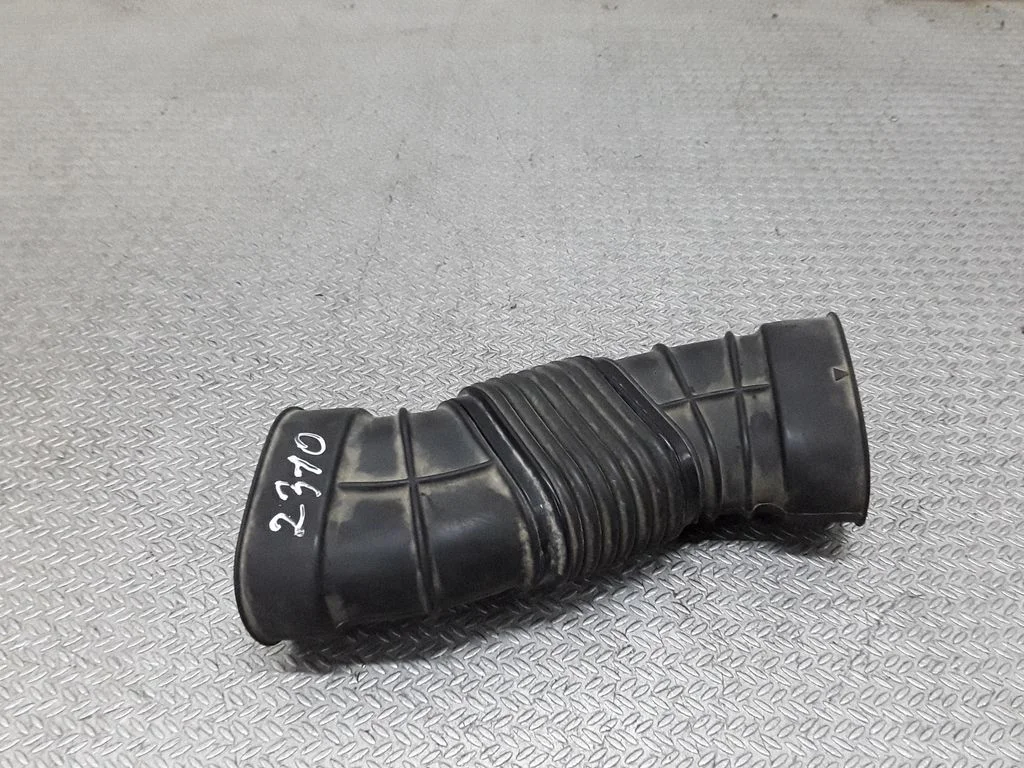 Air intake duct part – Honda HR-V (1998-2005)