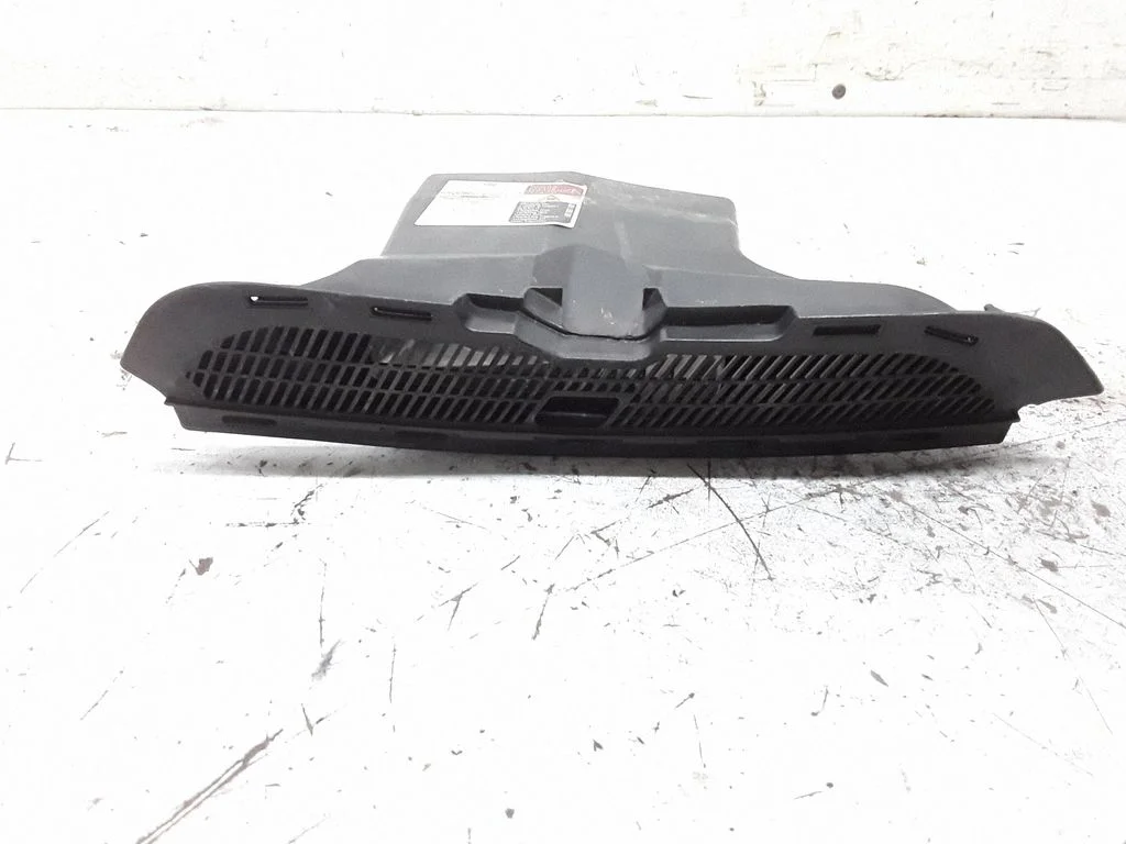 Air intake duct part 0001106V012