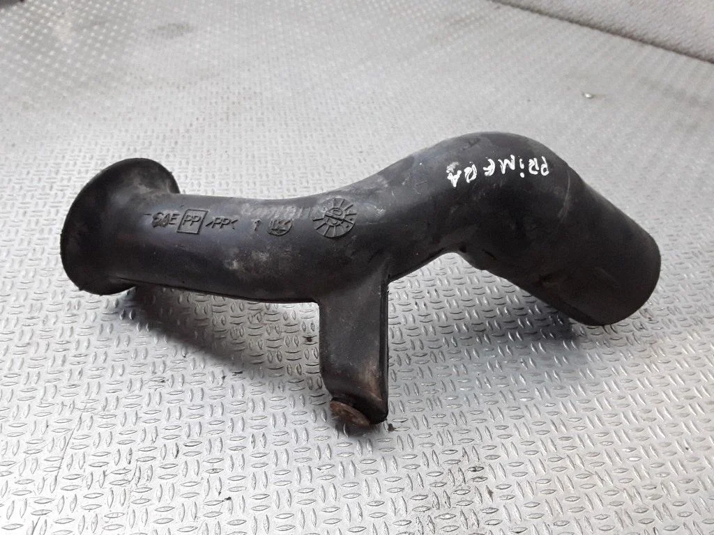 Gaisa ieplūdes kanāla detaļa (-as) – Nissan Primera (2002-2007)