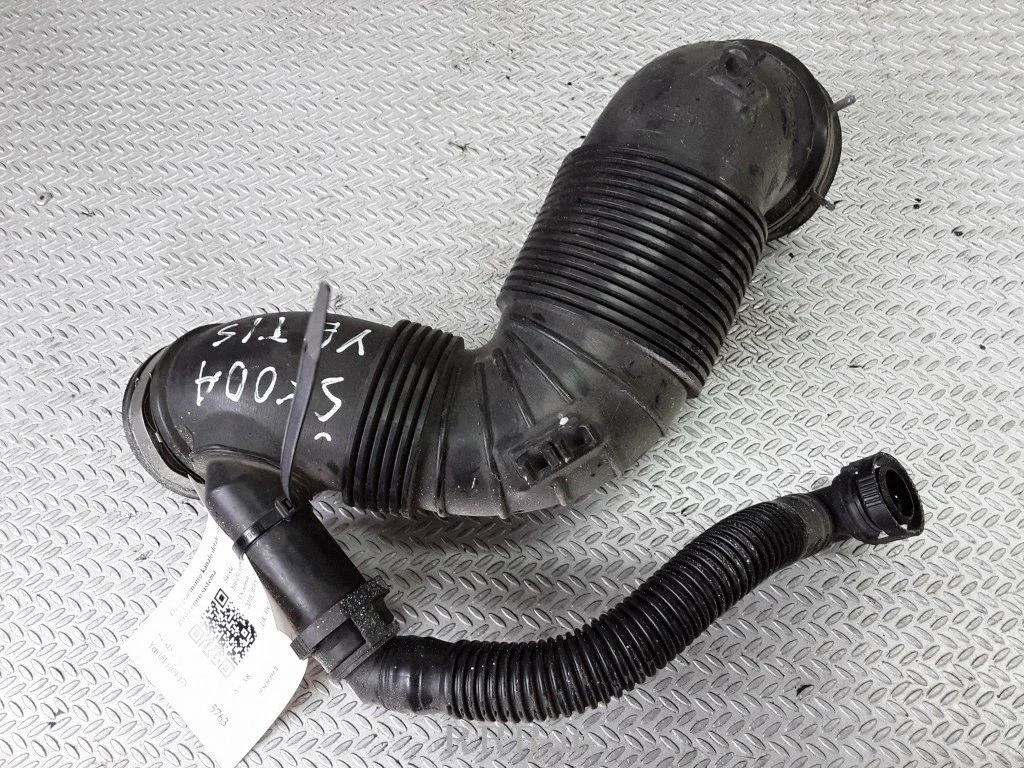 Air intake duct part – Skoda Yeti (5L) (2009-2017)