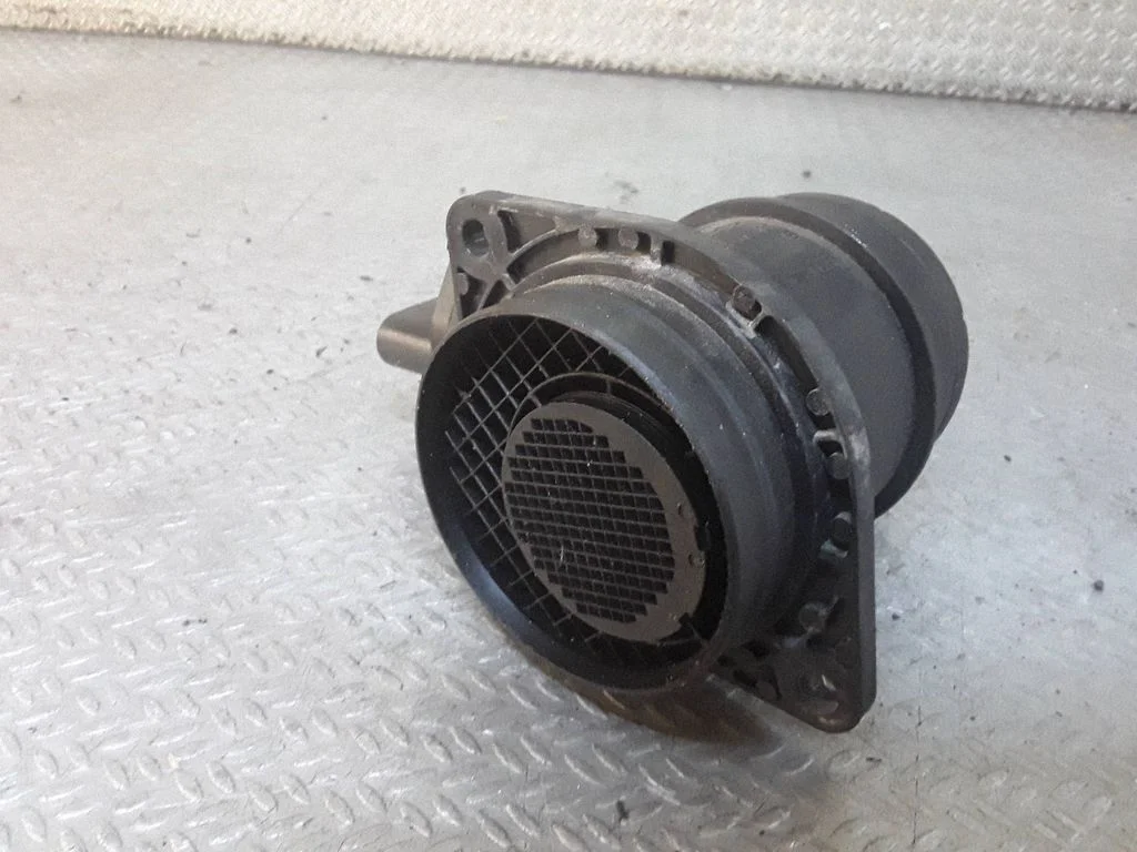 Mass air flow meter – Skoda Roomster (5J) (2006-2015)