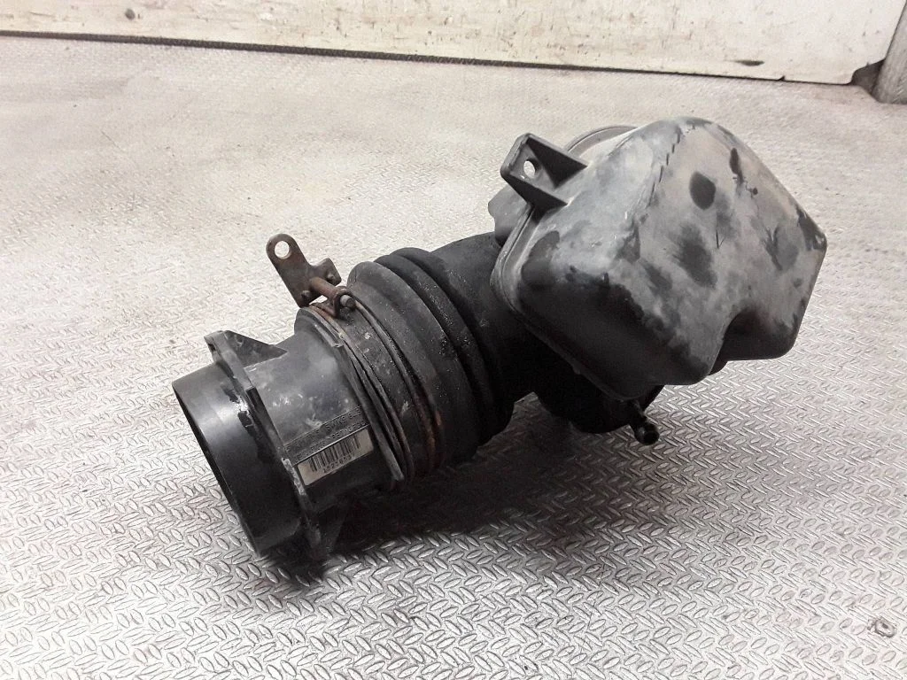 Mass air flow meter – Hyundai Santa Fe (2000-2006)