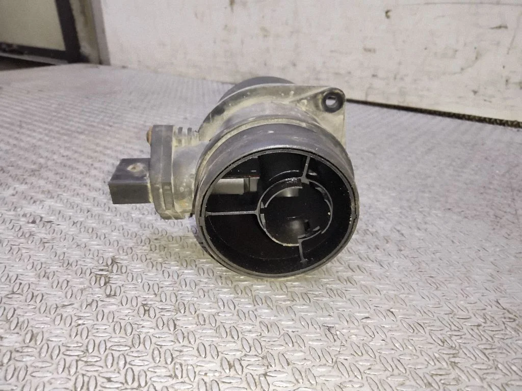 Mass air flow meter – Mitsubishi Grandis (2003-2011)