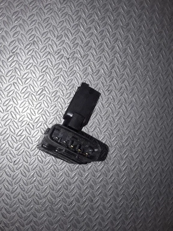 Mass air flow meter – Toyota Corolla E120 E130 (2004-2007)