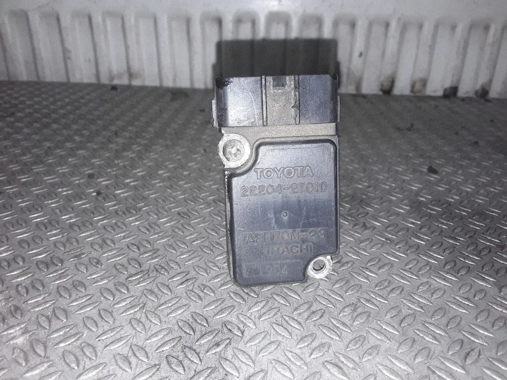 Mass air flow meter – Toyota Avensis Verso (2001-2009)