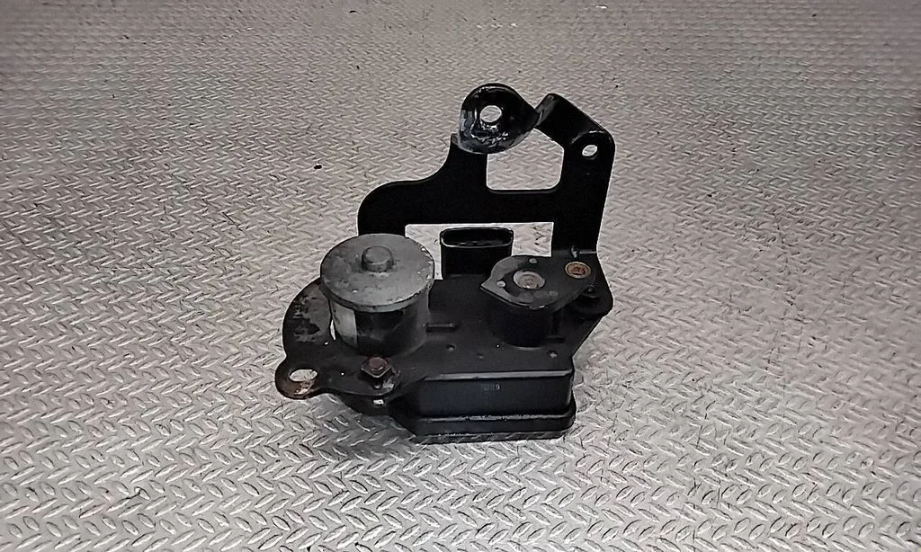 Intake manifold valve actuator/motor – KIA Ceed (2006-2012)