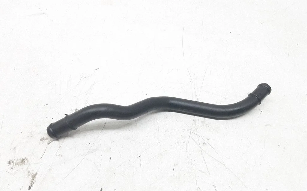 Breather hose/pipe – Ford Mondeo Mk III (2000-2007)