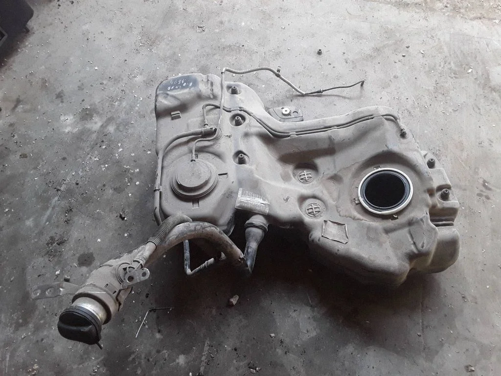 Degvielas tvertne – Audi A4 Allroad B8 (2008-2016)