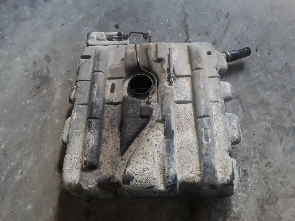 Degvielas tvertne – Mercedes-Benz Vito Viano W638 (1996-2003)