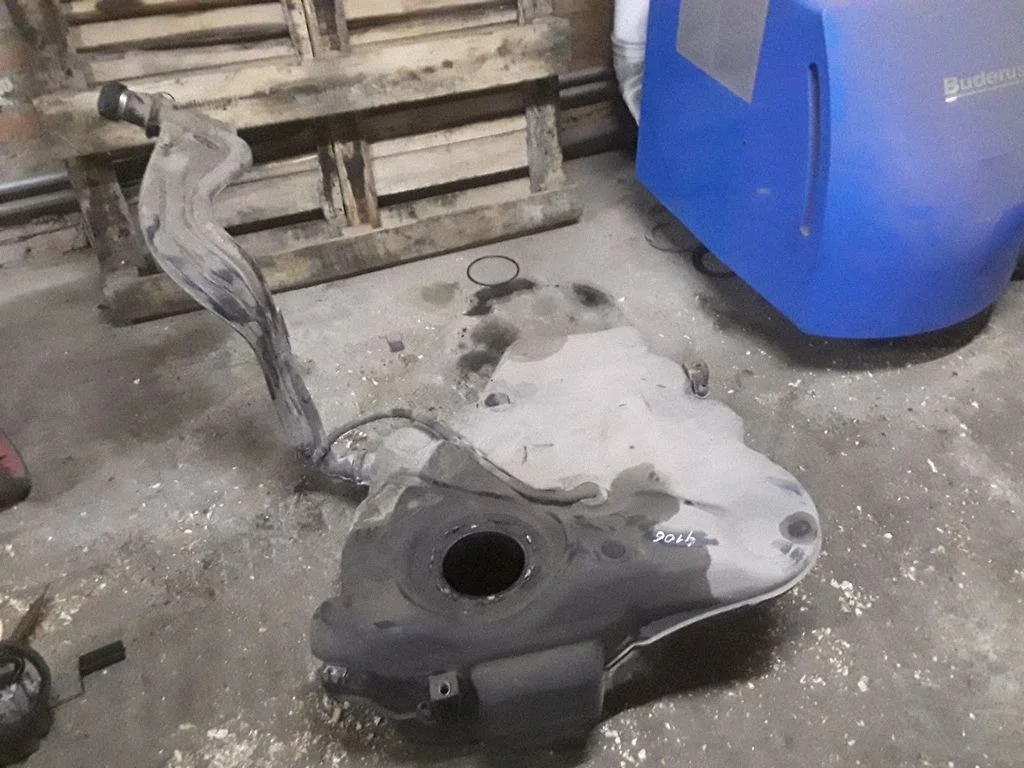 Fuel tank – Volkswagen Golf Plus (2005-2013)
