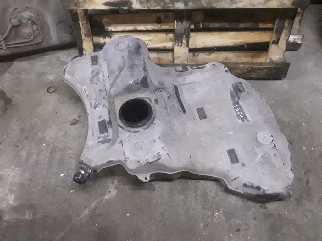Fuel tank – Lancia Thesis (2002-2009)