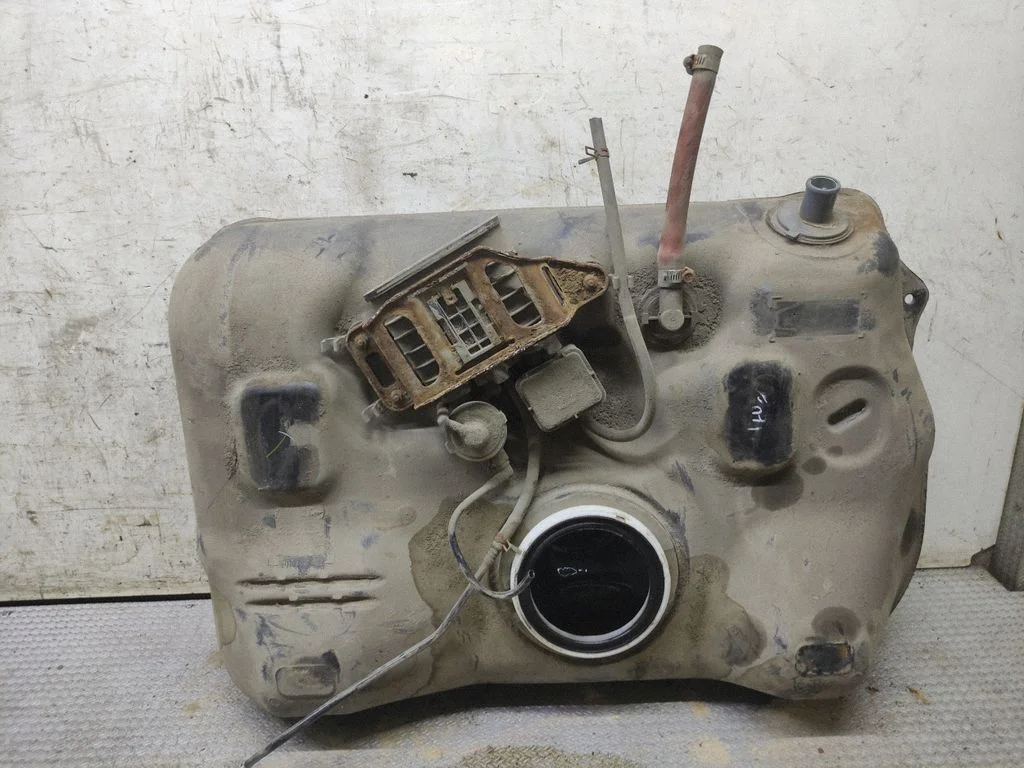Fuel tank – Toyota Prius (XW20) (2003-2009)