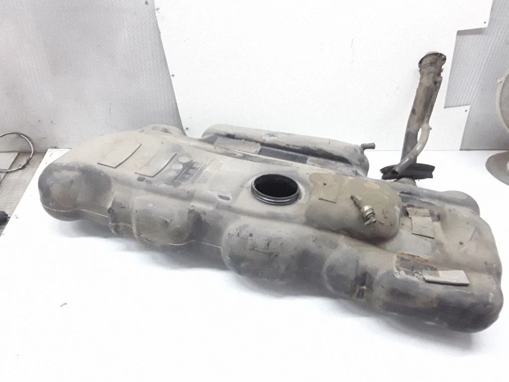 Degvielas tvertne – Mercedes-Benz Sprinter W901 W902 W903 W904 (1995-2007)