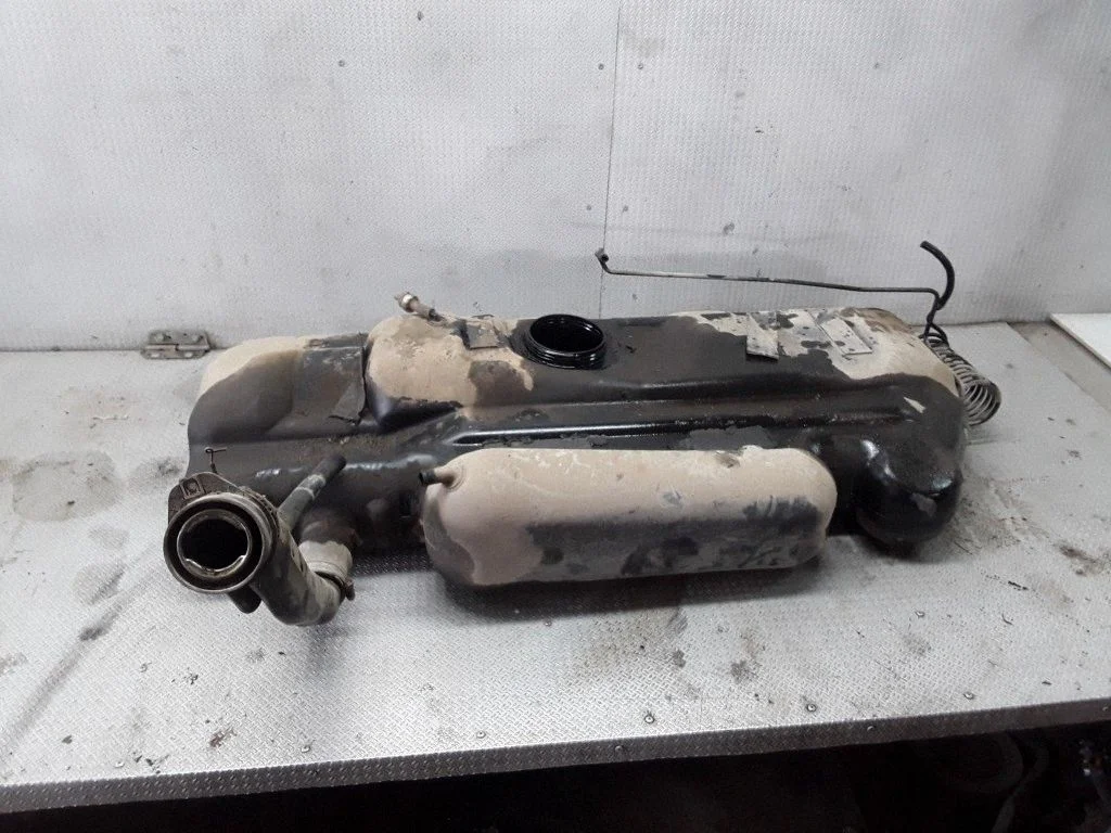 Degvielas tvertne – Mercedes-Benz Sprinter W901 W902 W903 W904 (1995-2007)