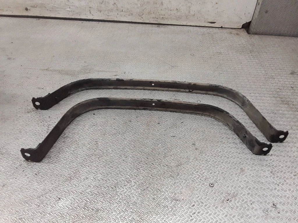 Fuel tank mounting bracket – Opel Corsa D (2006-2014)