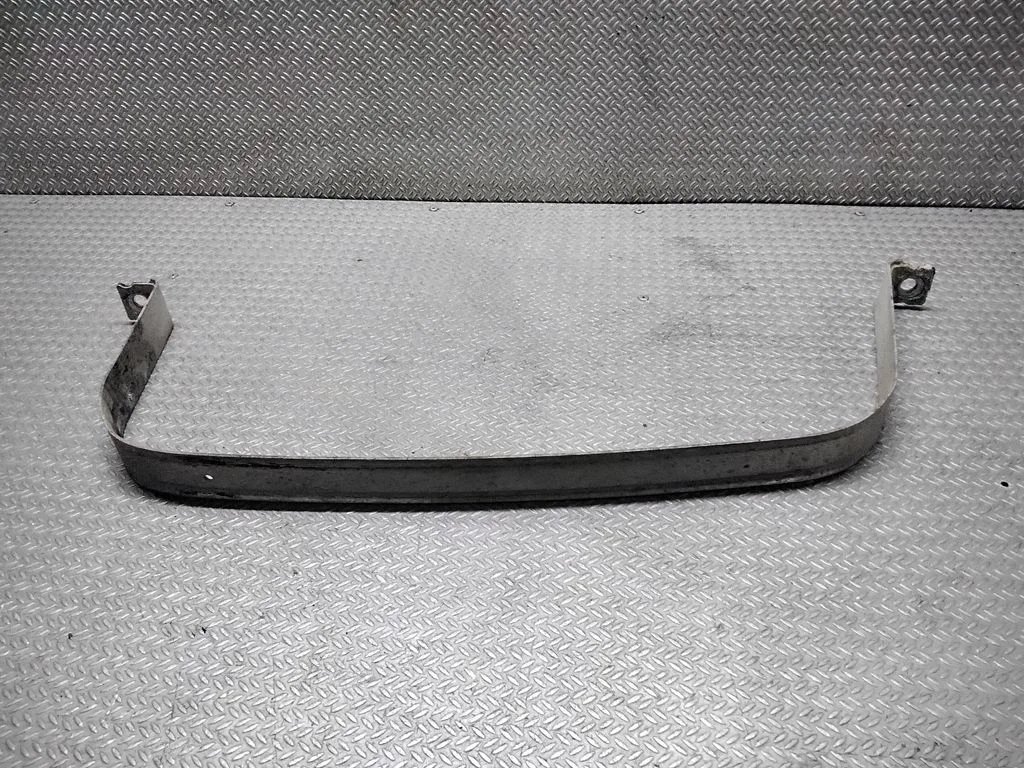Fuel tank mounting bracket – Volkswagen Jetta V (2005-2010)