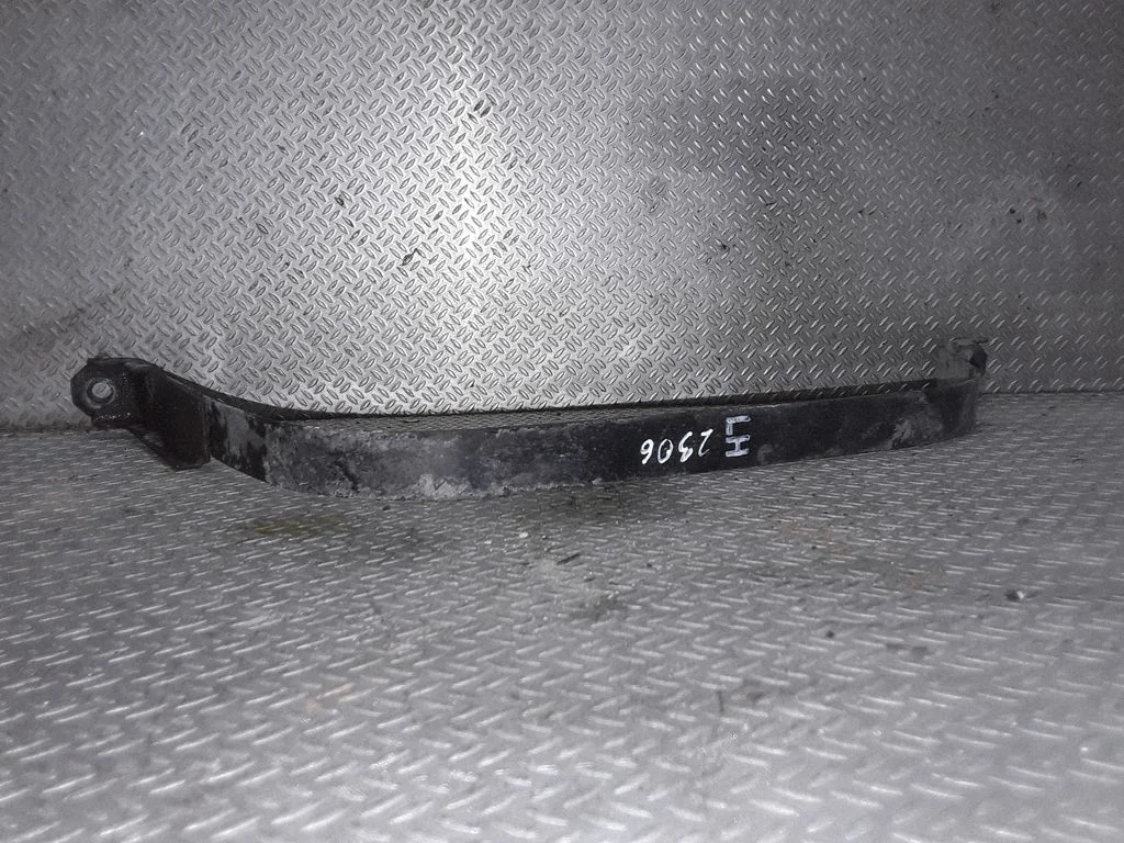 Degvielas tvertnes stiprinājums (-i) – Nissan Micra (2011-2016)