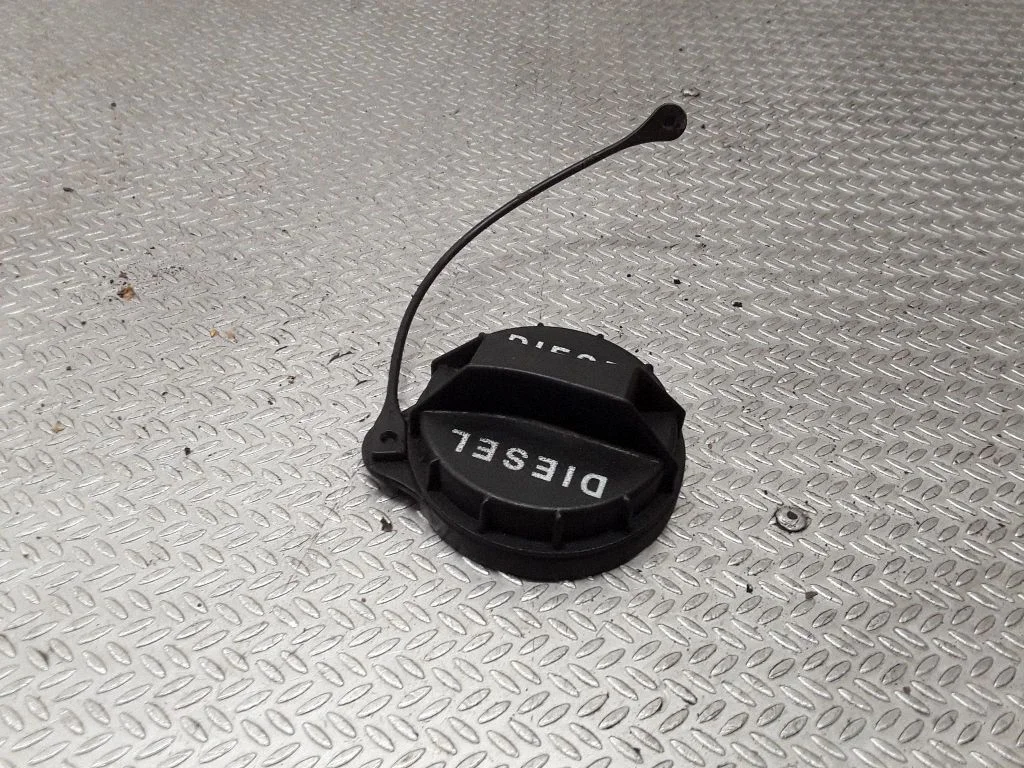 Fuel tank filler cap – KIA Carens II (2007-2012)