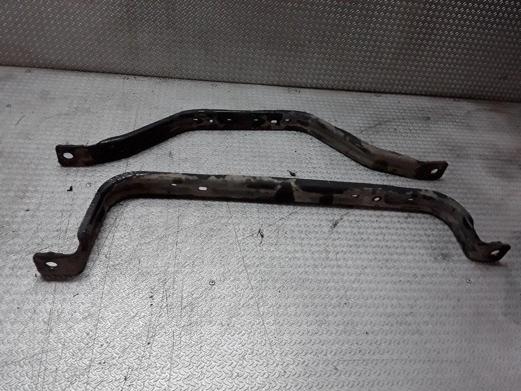 Degvielas tvertnes stiprinājums (-i) – Ford Mondeo MK IV (2007-2014)