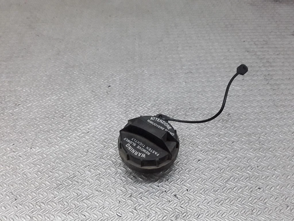 Fuel tank filler cap – Hyundai Santa Fe (2000-2006)