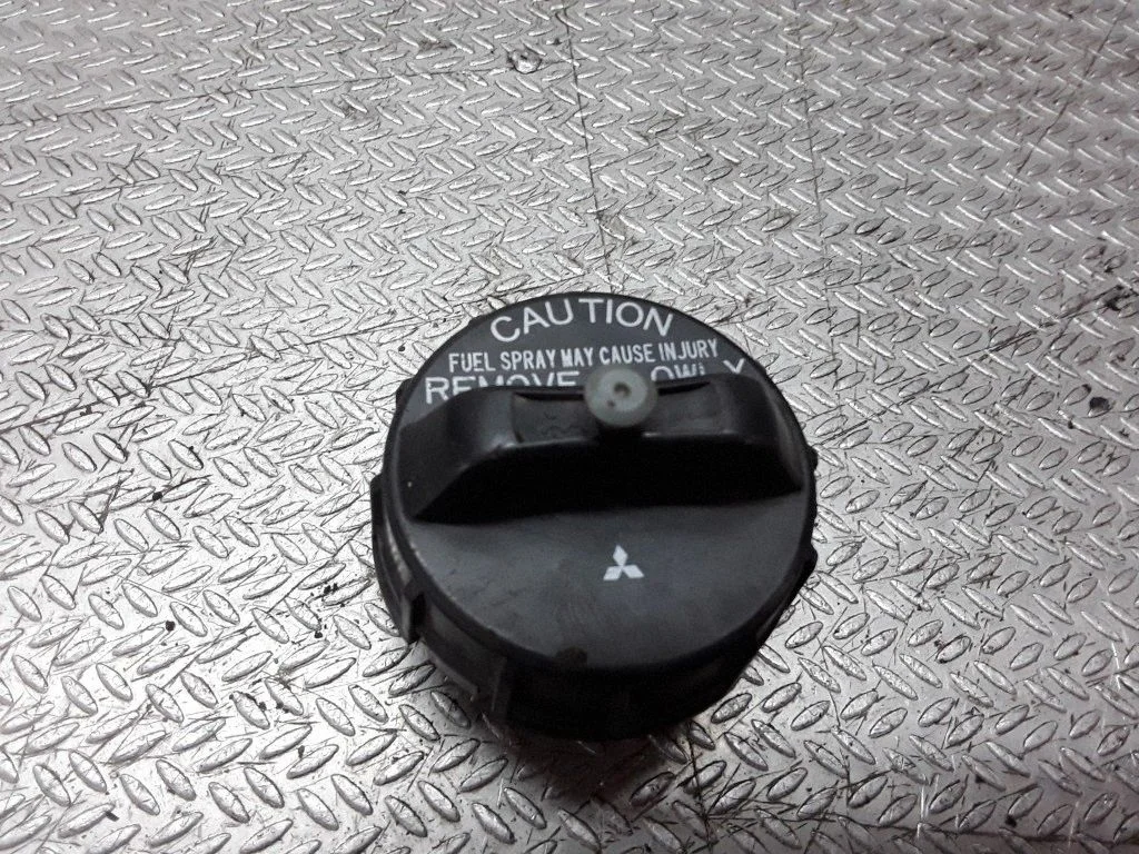 Fuel tank filler cap – Mitsubishi Outlander (2001-2007)
