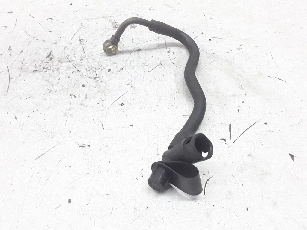 Fuel line pipe – Chrysler Grand Voyager IV (2001-2007)