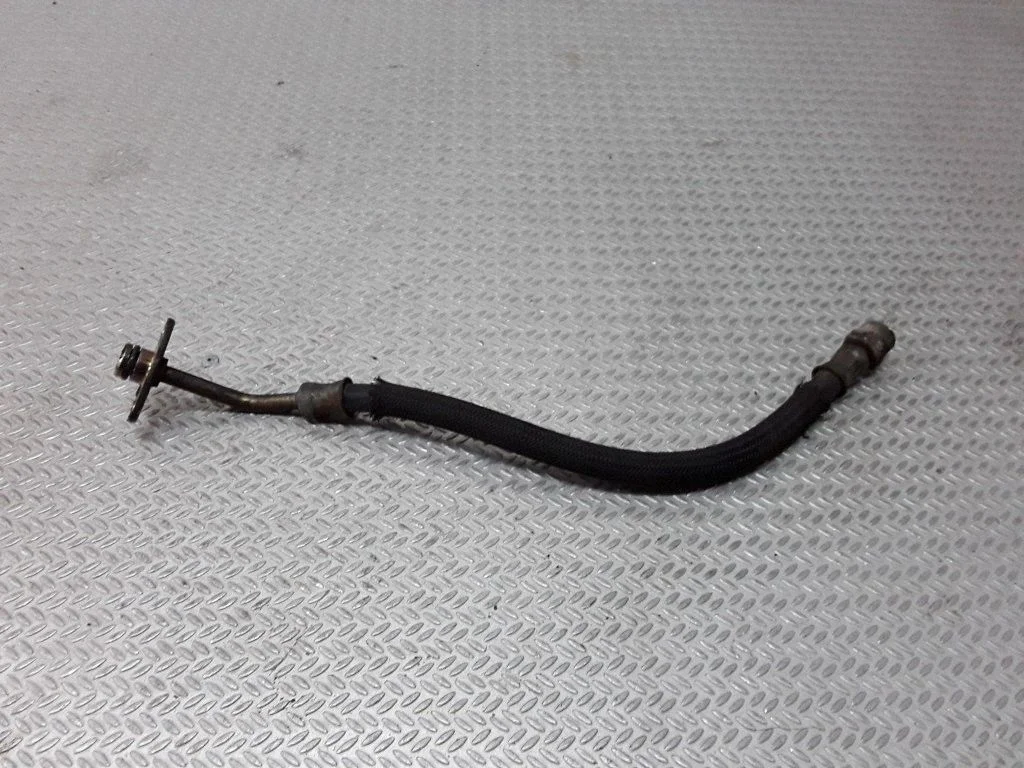 Fuel line pipe – Mitsubishi Outlander (2001-2007)